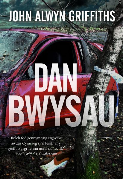 Dan Bwysau gan John Alwyn Griffiths