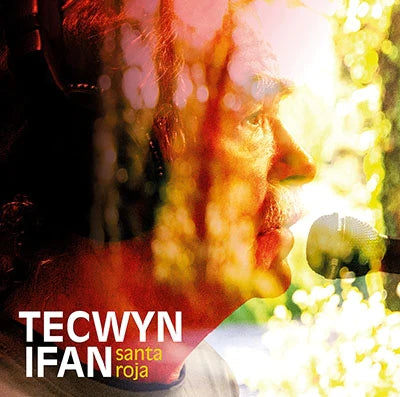 Tecwyn Ifan Santa roja